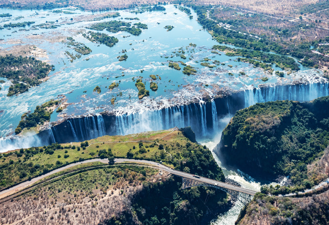 Victoria Falls – The Smoke That Thunders
