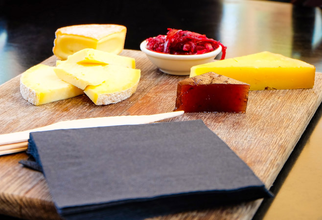 Restaurant and café tipping etiquette in Australia