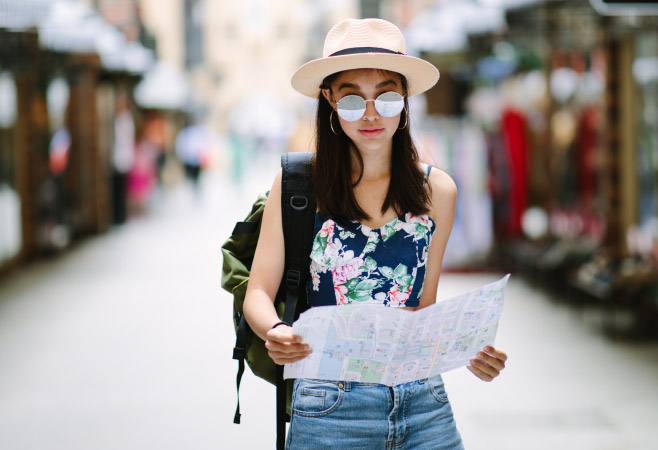 Tipping etiquette for tour guides in Australia