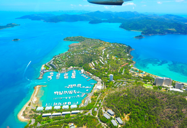 How the Experience Compares to Expectations: Real Travel vs Instagram Highlights
