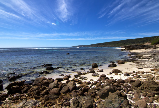Yallingup Lagoon: Calm Waters, Gentle Whitewash, Perfect for First Timers